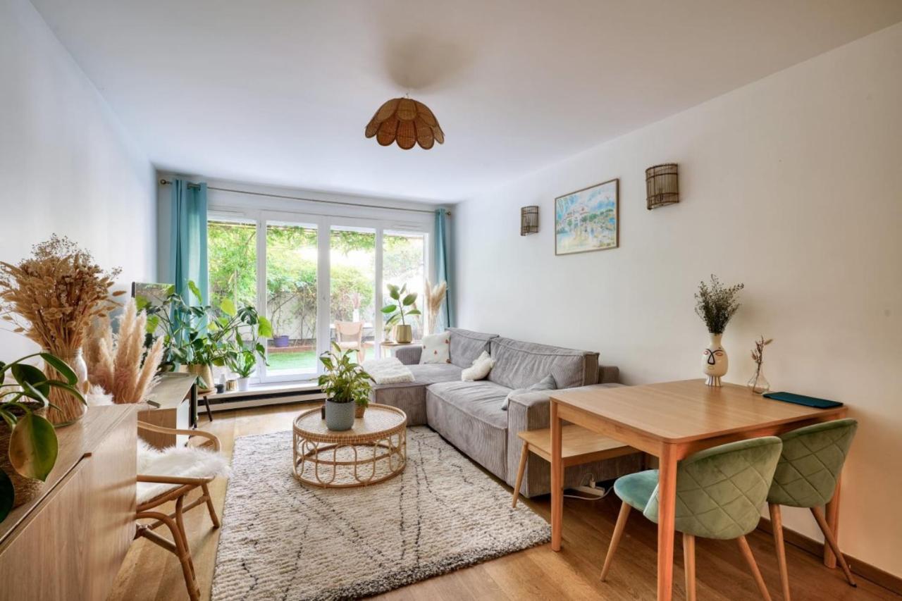 Appartamento Cosy For 4 With Terrace Parigi